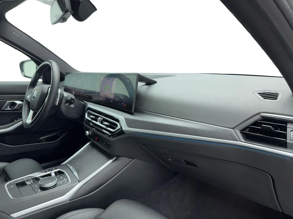 Used 2024 Gray BMW 330i image 38