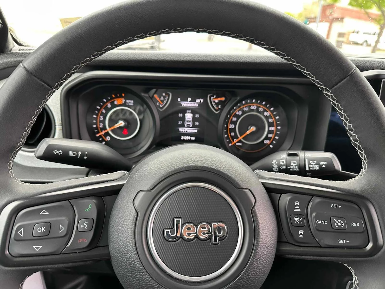 2025 Jeep Wrangler 4-Door Willys - Photo 26
