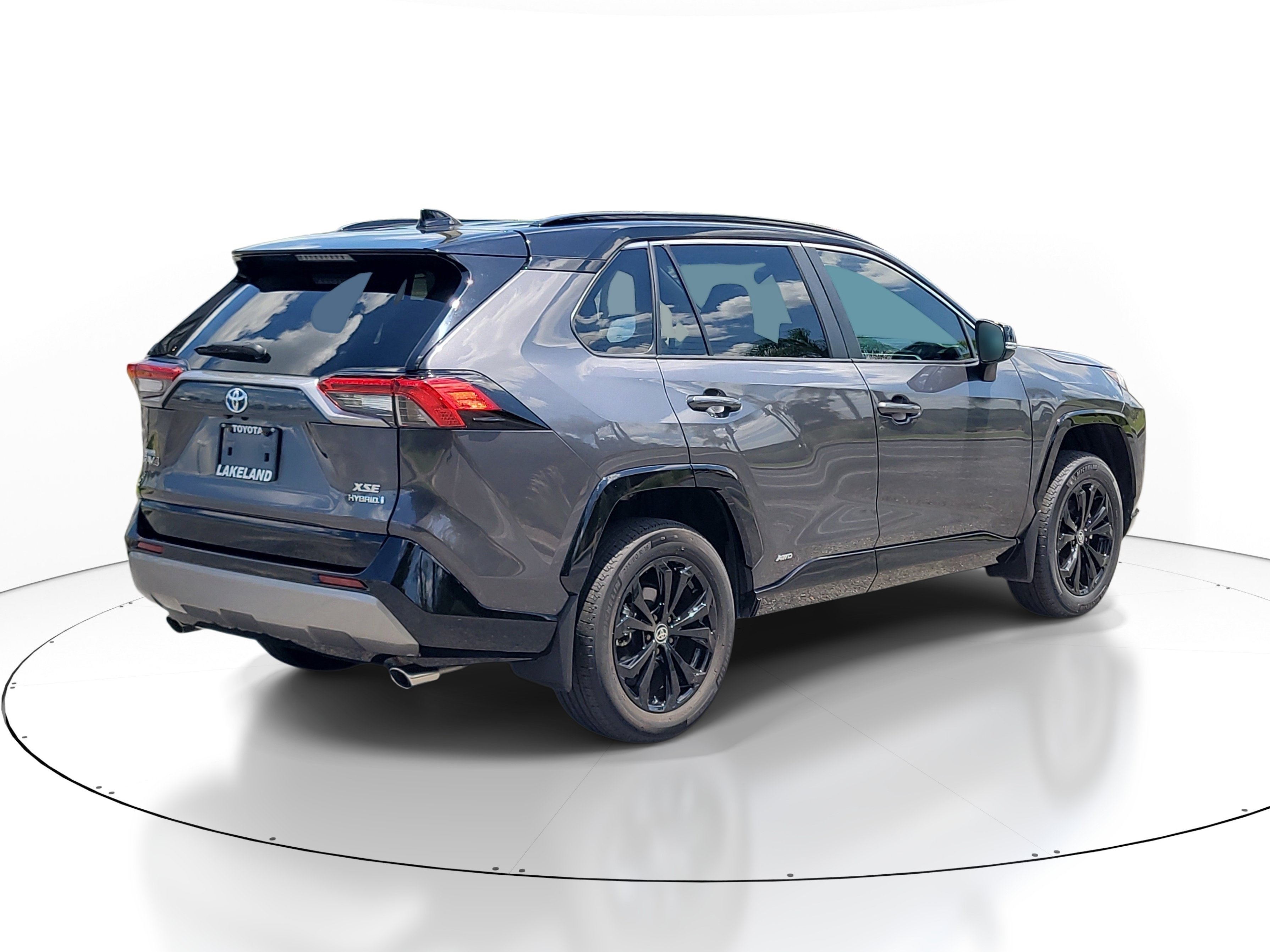 Used 2024 Magnetic Gray Metallic/Midnight Black Metallic Toyota Hybrid XSE image 6