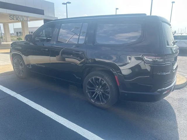 Used 2023 Diamond Black Jeep Series III image 3