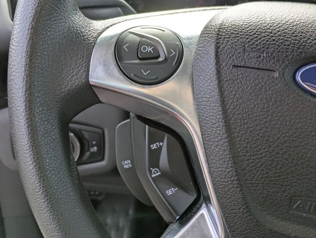 Used 2016 Red Ford XL image 16