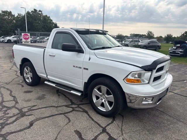 Used 2010 White Ram SLT image 1