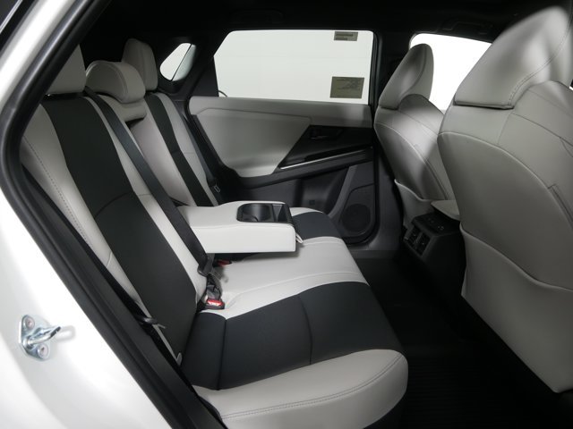 New 2027 Wind Chill Pearl with Midnight Black Metallic roof Toyota Limited image 15
