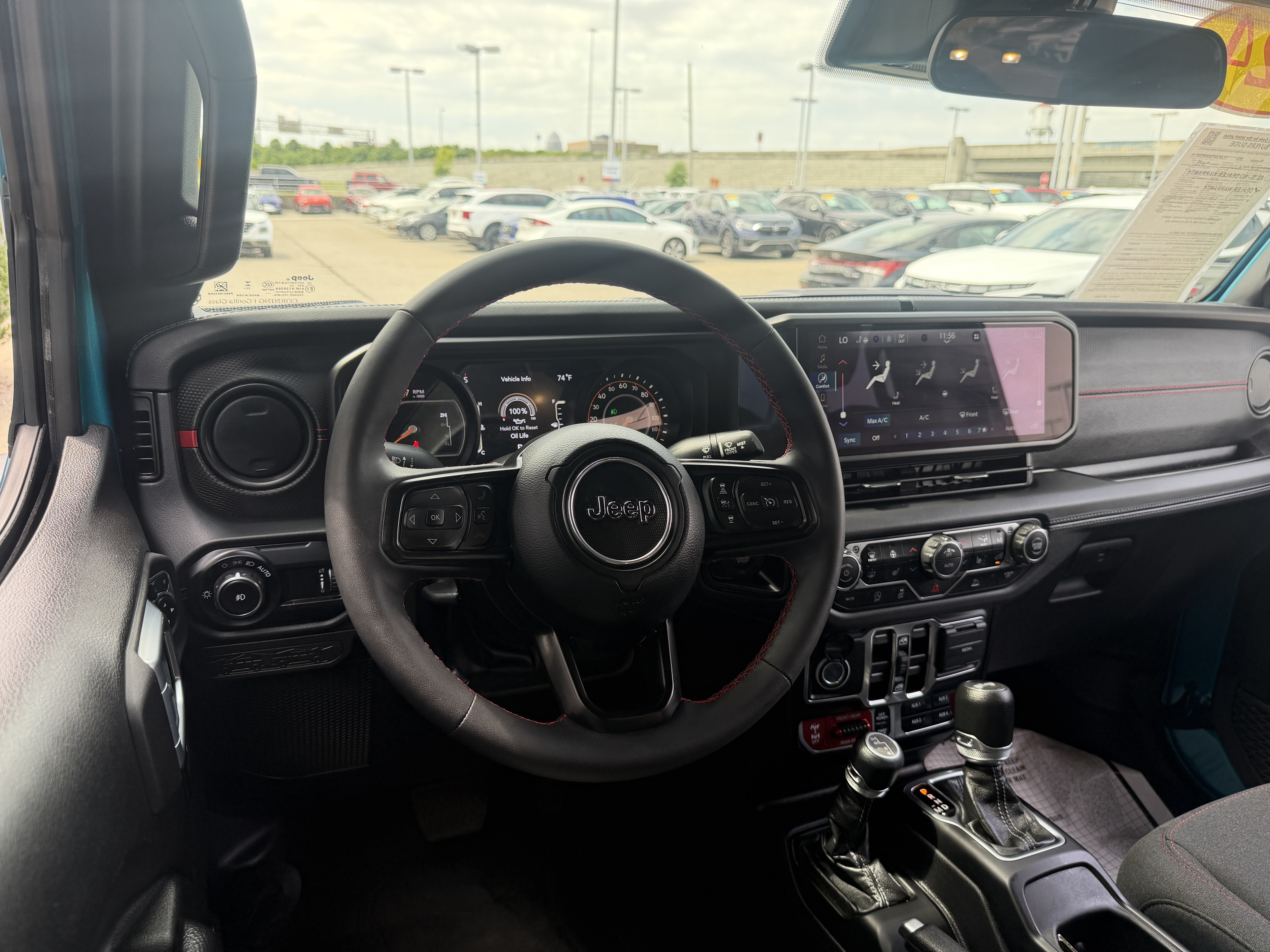 Used 2024 Bikini Pearl Coat Jeep Rubicon image 34