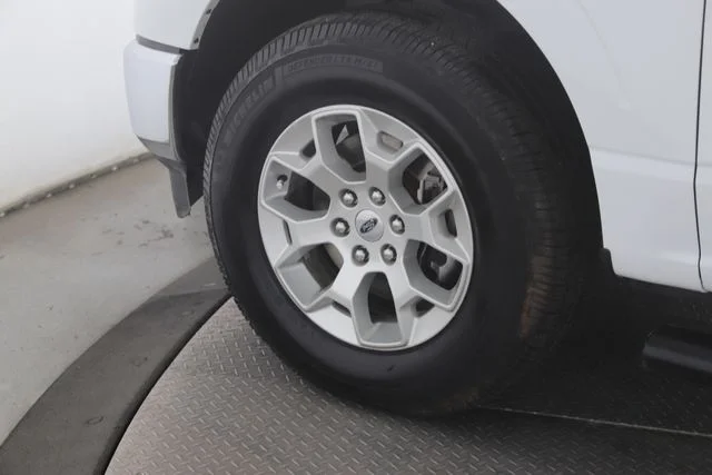 Used 2023 White Ford XLT image 13