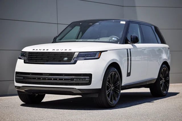 2026 Land Rover Range Rover SE