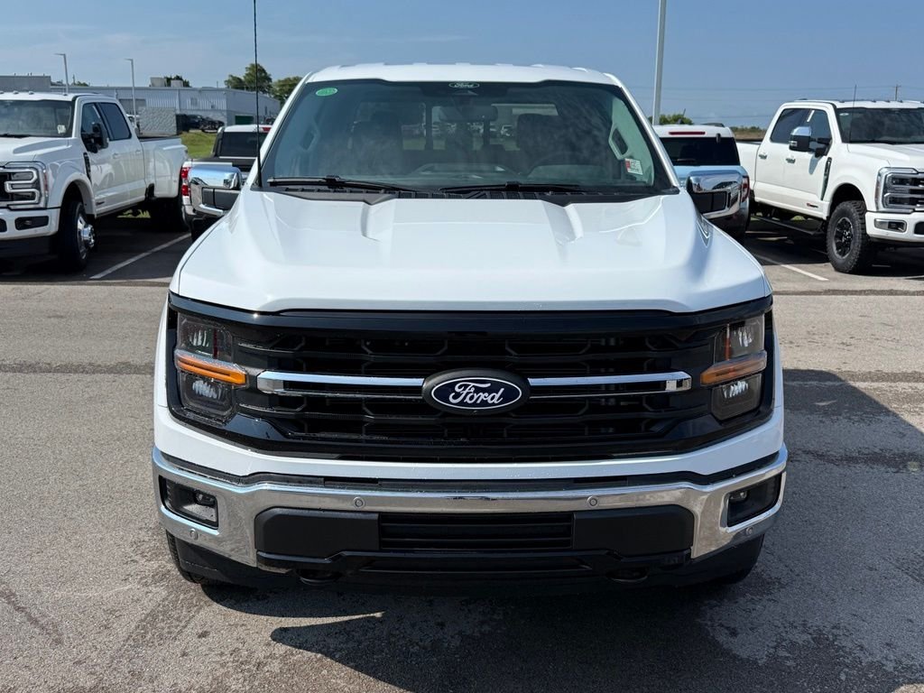 New 2026 Oxford White Ford XLT image 40