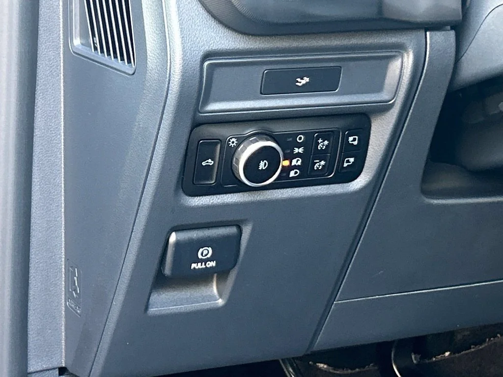 Certified Used 2026 Gray Metallic Ford Lariat image 36