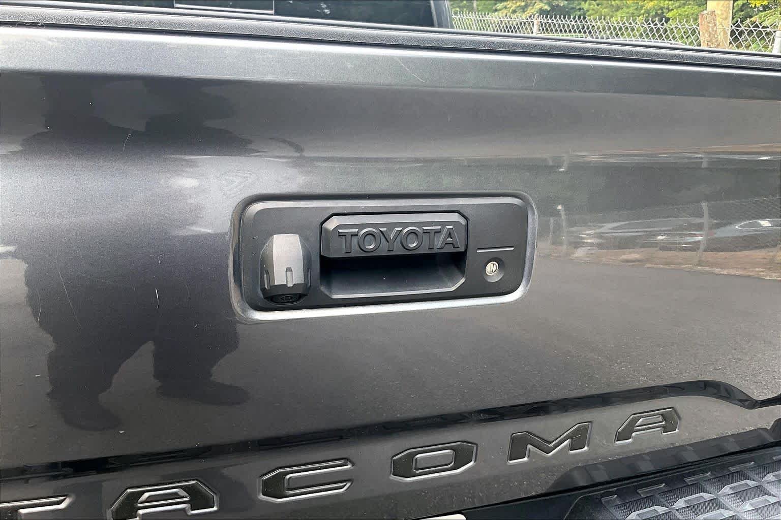 Certified Used 2022 Magnetic Gray Metallic Toyota SR5 image 31