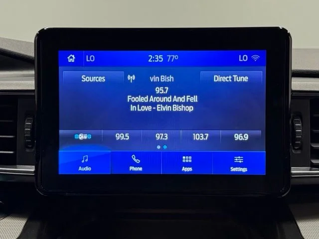 Used 2020 Blue Ford XLT image 22