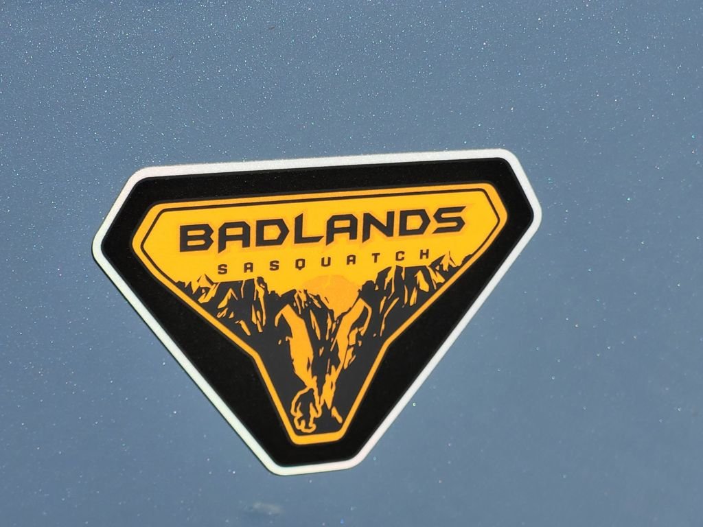 New 2026 Azure Gray Metallic Tri-Coat Ford Badlands® image 3