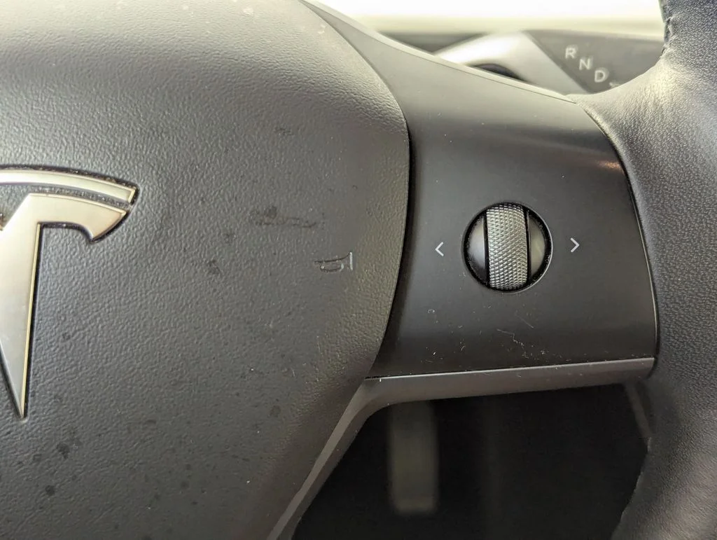 Used 2022 Black Tesla Long Range image 8