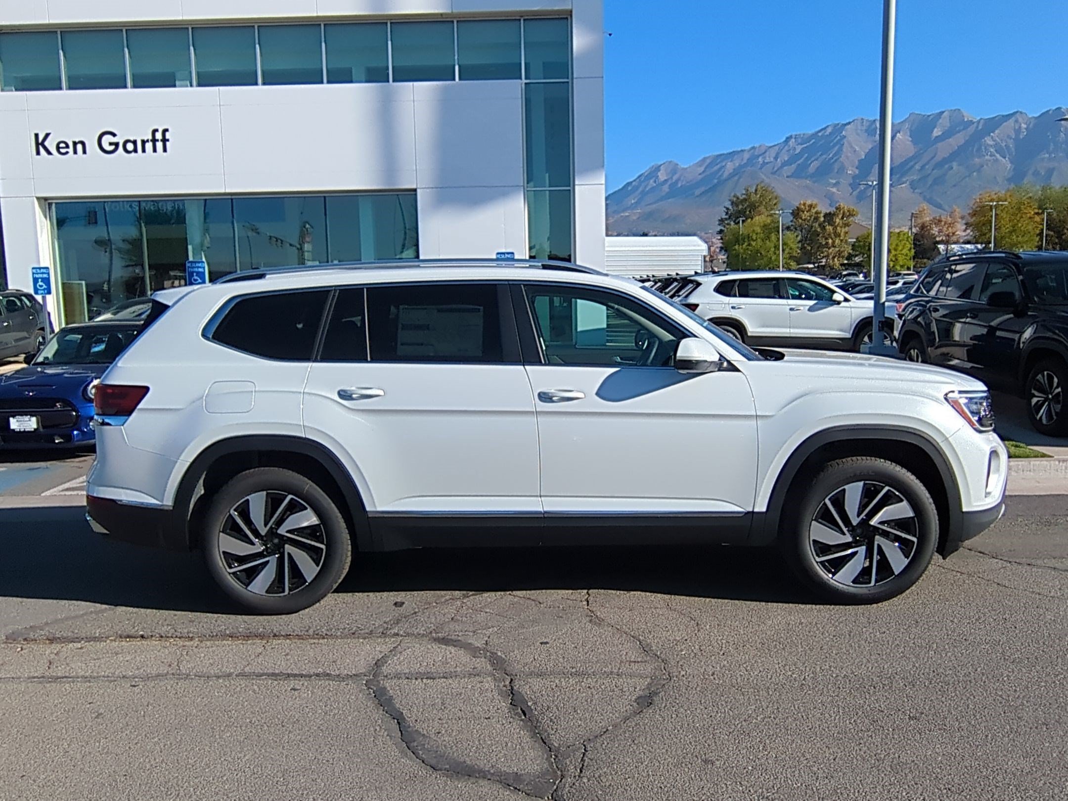 New 2026 Opal White Pearl Volkswagen 2.0T SEL image 2