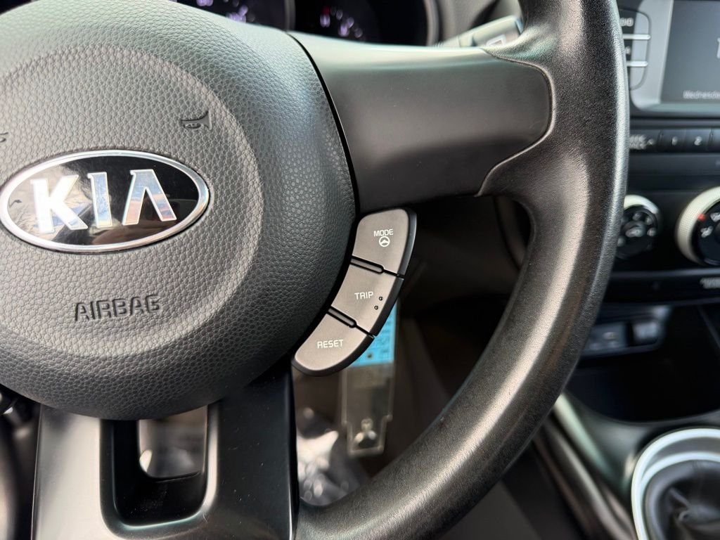 Used 2018 Bright Silver Kia Base image 17