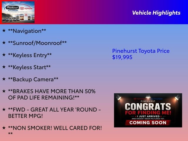 Used 2025 Silver Hyundai SEL Convenience image 3