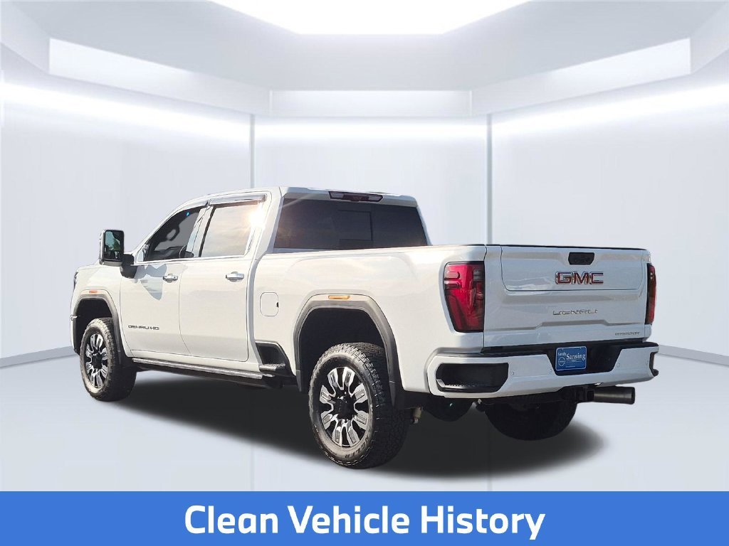 Used 2025 Summit White GMC Denali image 4