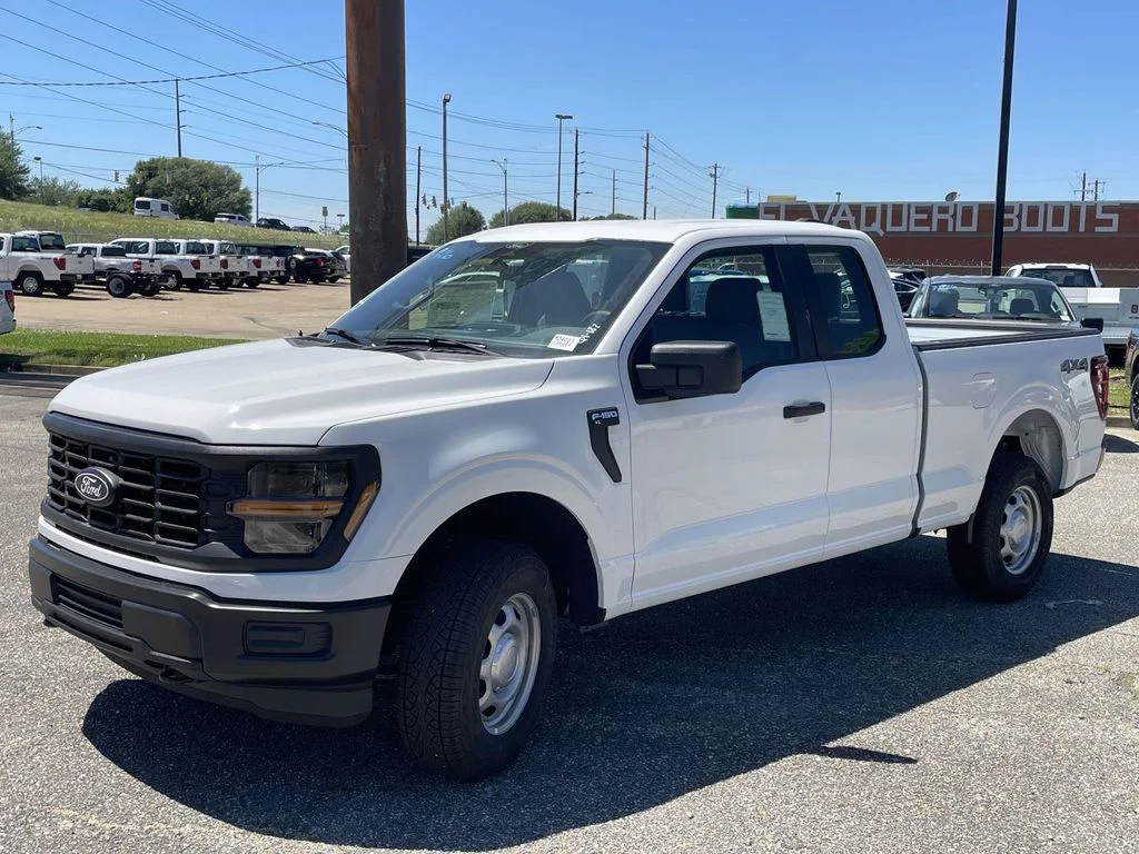 New 2026 Oxford White Ford XL image 7