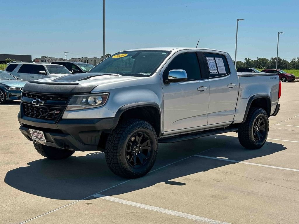 Used 2019 Silver Chevrolet ZR2 image 7