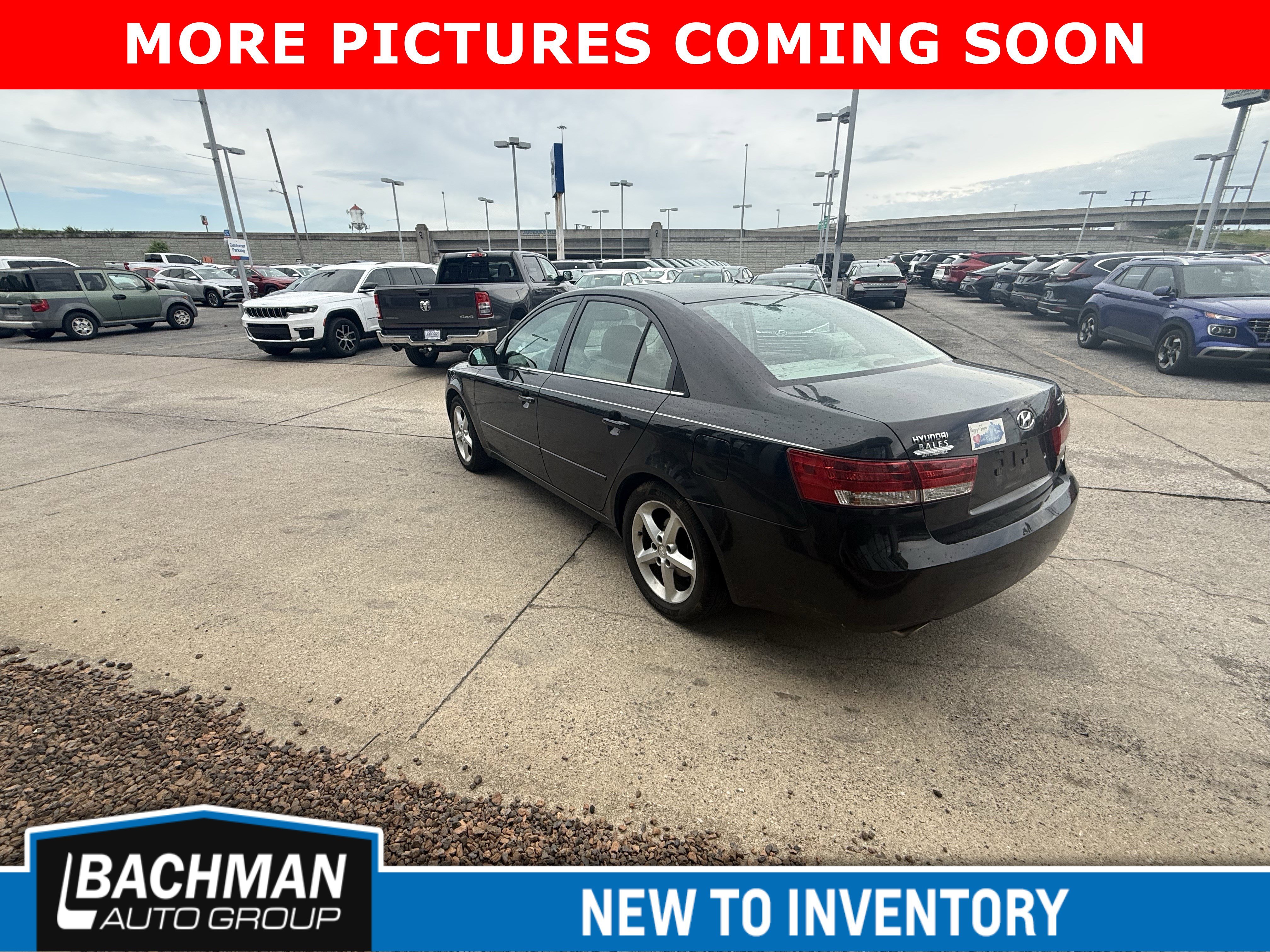 Used 2006 Ebony Black Hyundai LX image 4