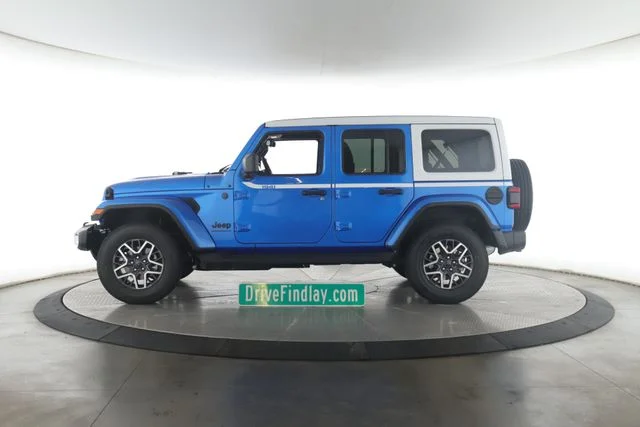 New 2026 Hydro Blue Pearl-Coat Exterior Paint Jeep Sahara image 9