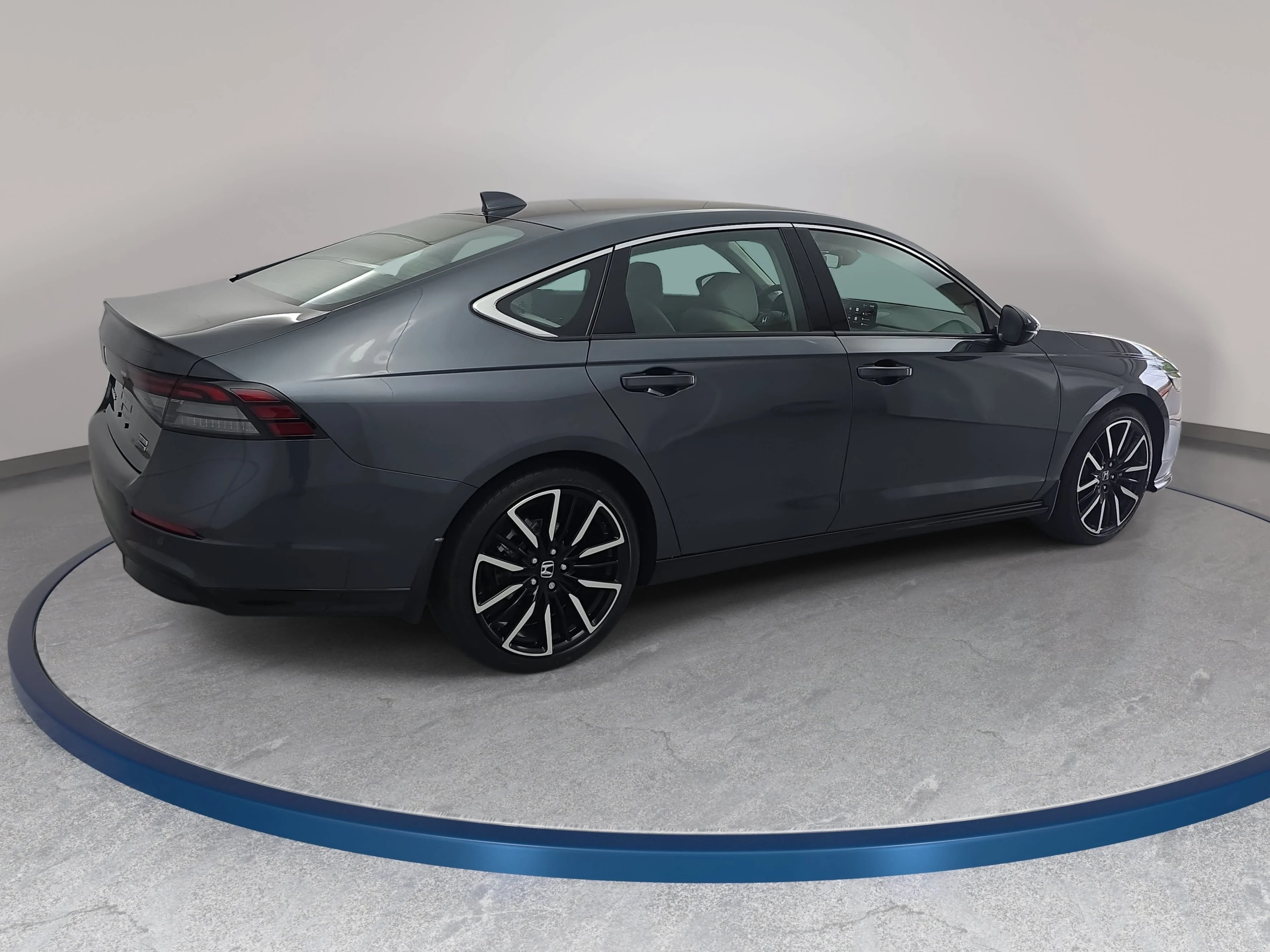 New 2026 Meteorite Gray Metallic Honda Touring image 5