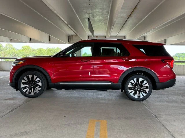 New 2026 Rapid Red Metallic Tinted Clearcoat Ford Platinum image 3