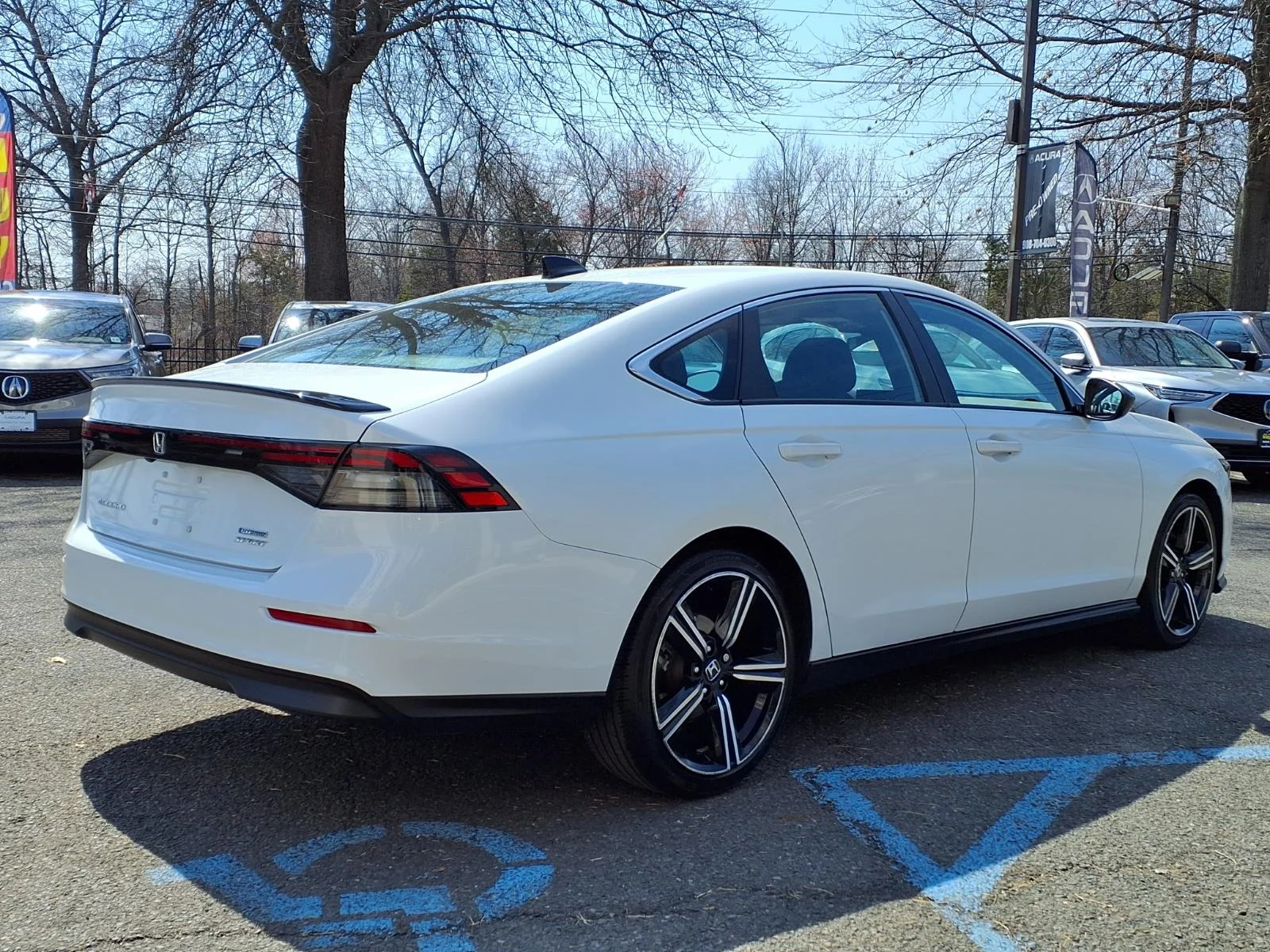 Used 2023 Platinum White Pearl (wx) Honda Sport image 4