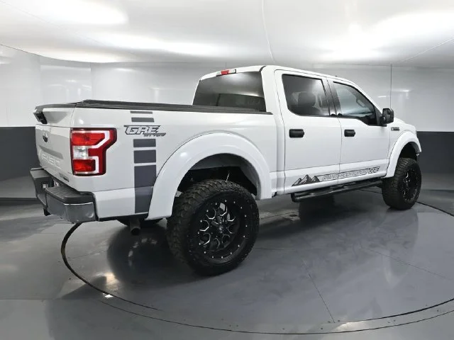 Used 2020 White Ford XLT image 4
