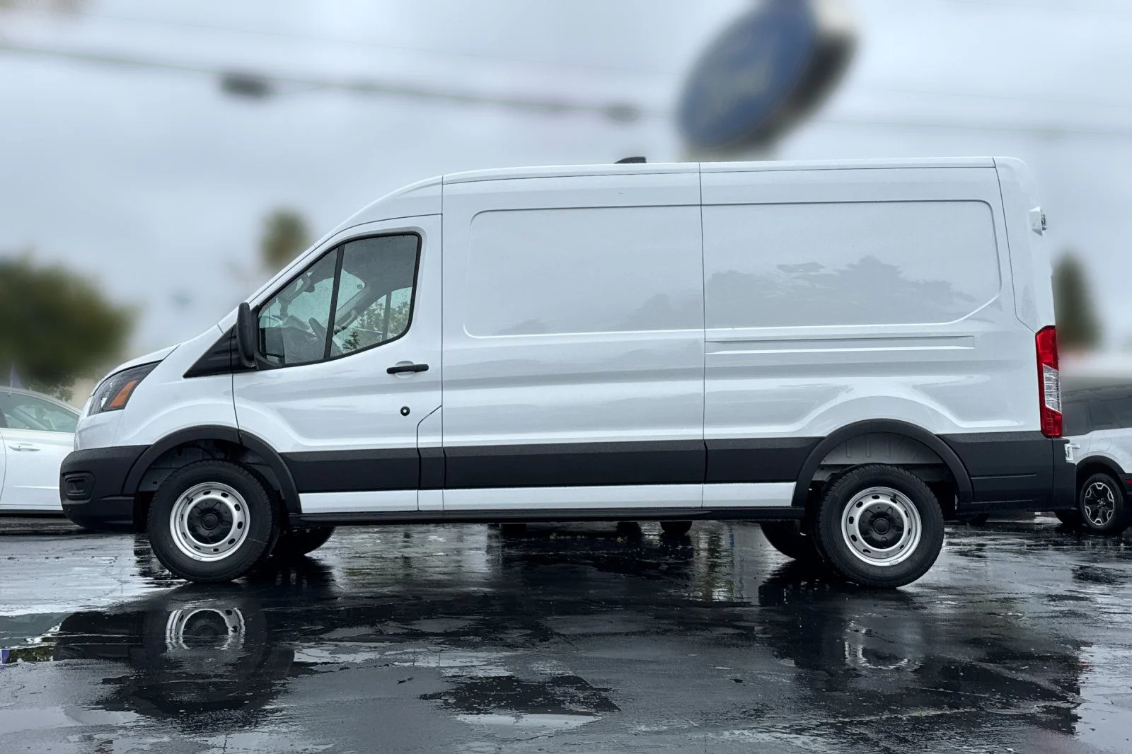 New 2026 Oxford White Ford Cargo Van image 7