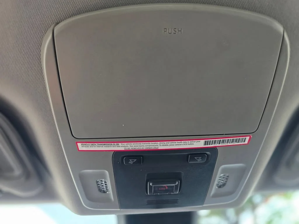 Used 2023 Ice Cap Toyota SE image 33