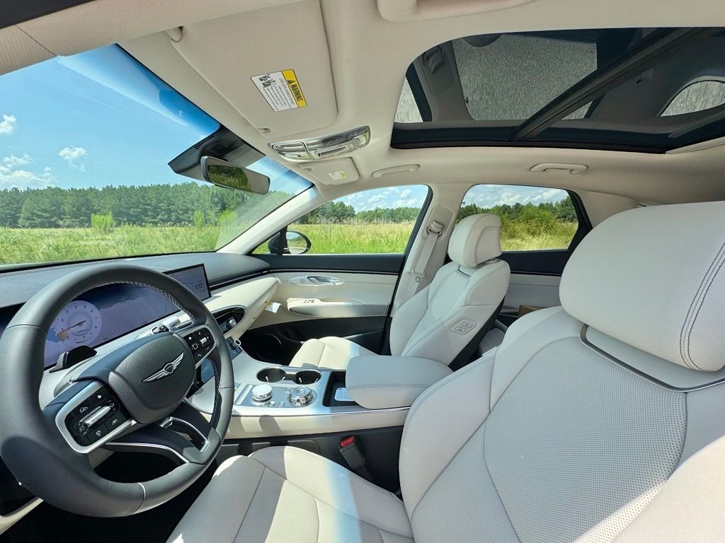 New 2027 Black Genesis 2.5T Select image 15