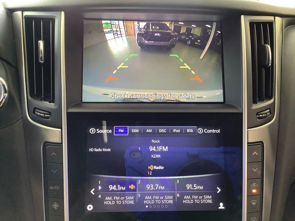 Used 2019 White INFINITI 3.0t LUXE image 26