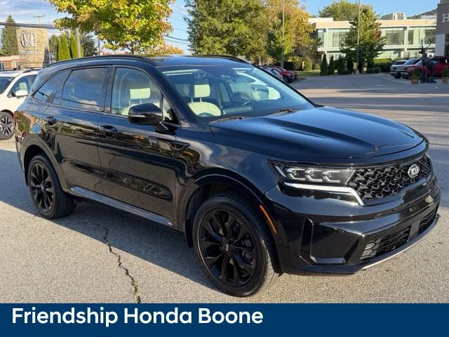Used 2021 Black Kia SX image 2