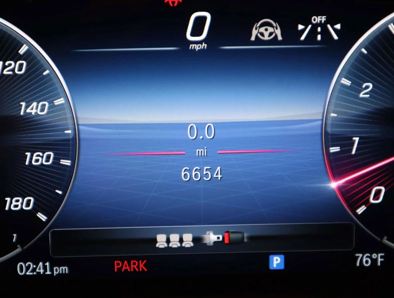Used 2025 Polar White Mercedes-Benz AMG® GLE 53 image 40