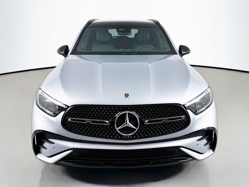 Certified Used 2026  Mercedes-Benz GLC 300 image 6