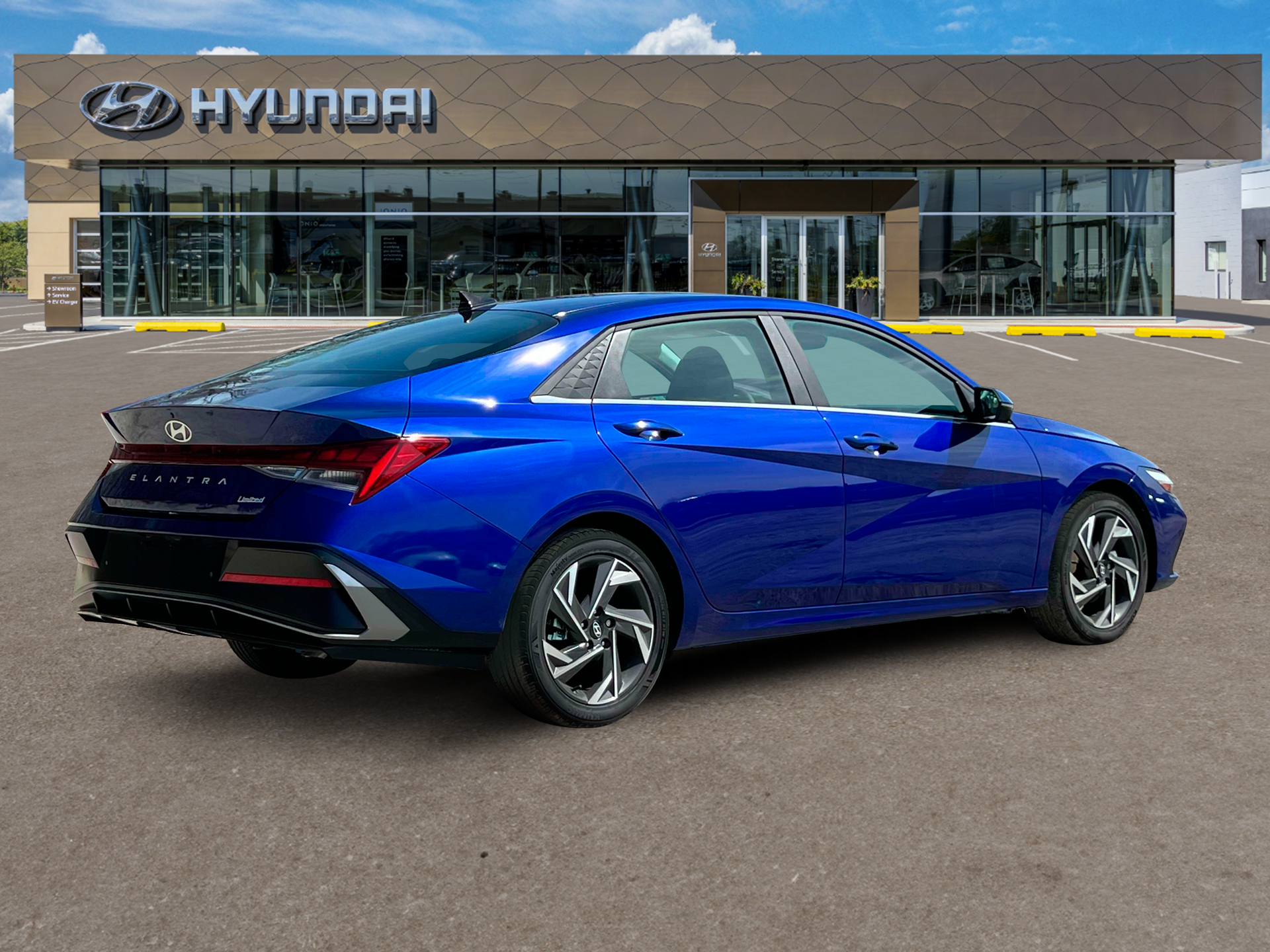 2025 Hyundai Elantra Limited - Photo 8