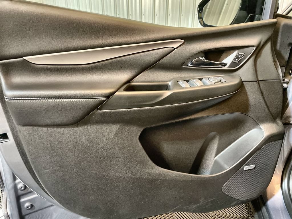 Used 2022 GRAY GHOST METALLIC Chevrolet 2LT image 20