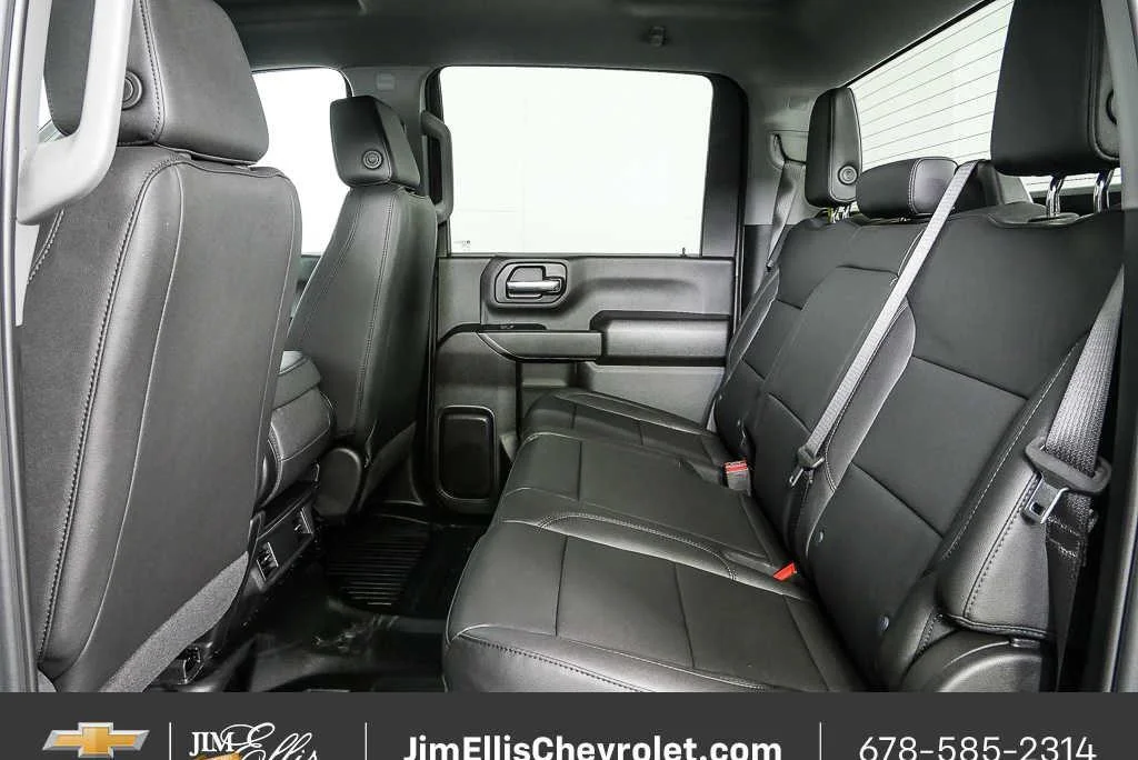 New 2025 Summit White Chevrolet WT image 14