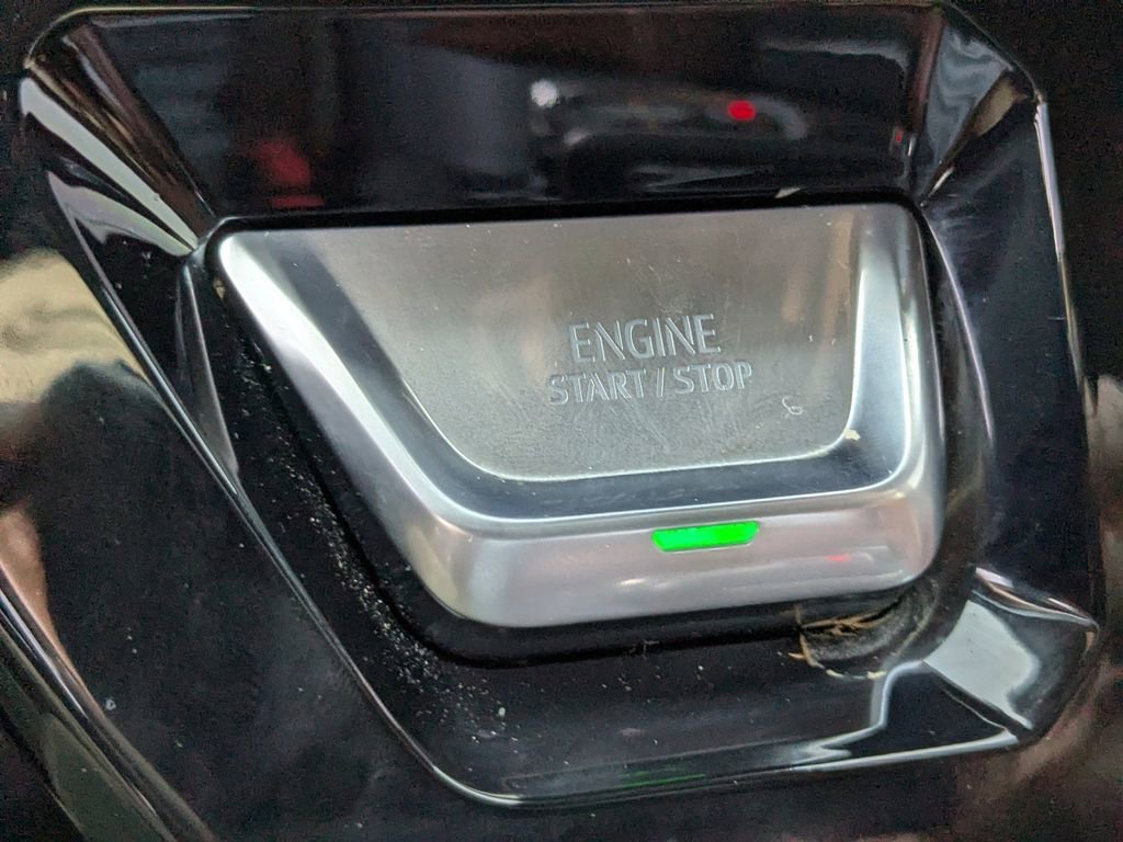Used 2024 Sterling Metallic GMC Denali Ultimate image 29