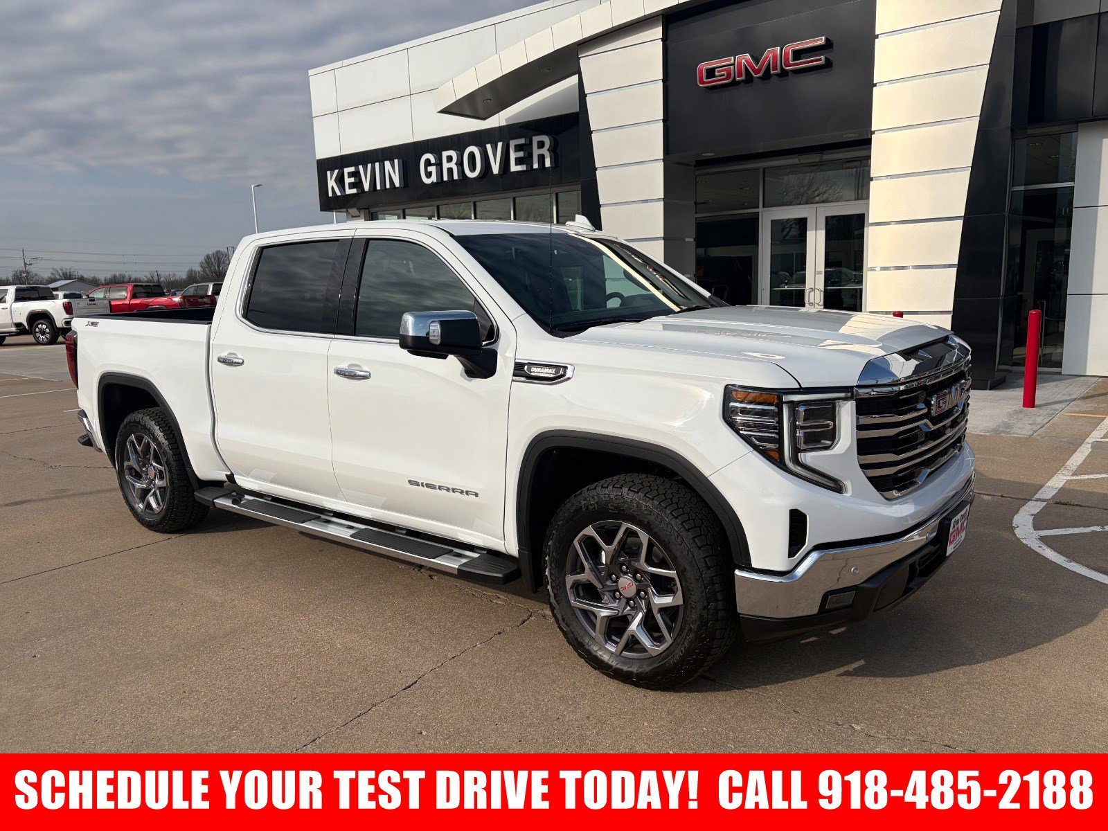 2026 GMC Sierra 4WD Crew Cab Short Box SLT's photo