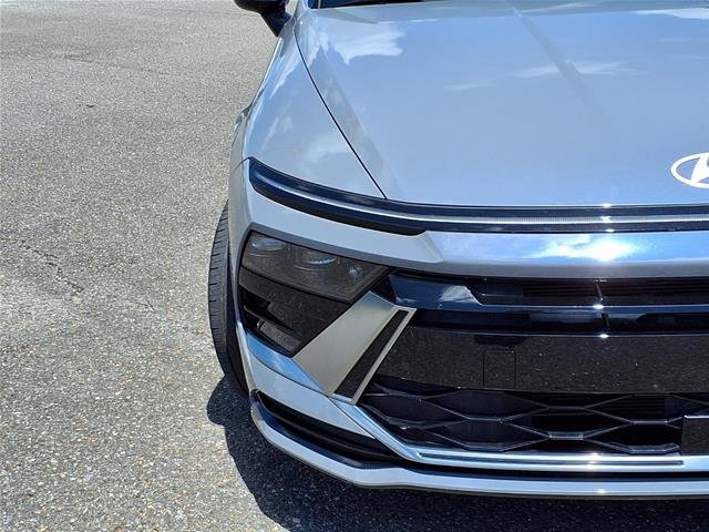 Used 2024  Hyundai  image 14