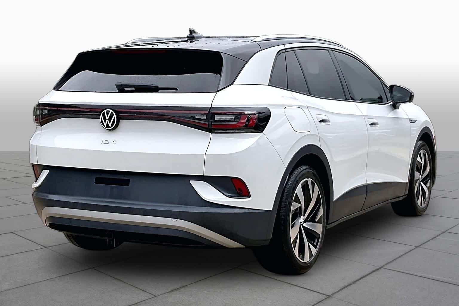 Used 2021 Glacier White Metallic/Black Roof Volkswagen 1st Edition image 12