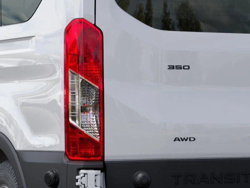 New 2027 Oxford White Ford 350 XL image 9