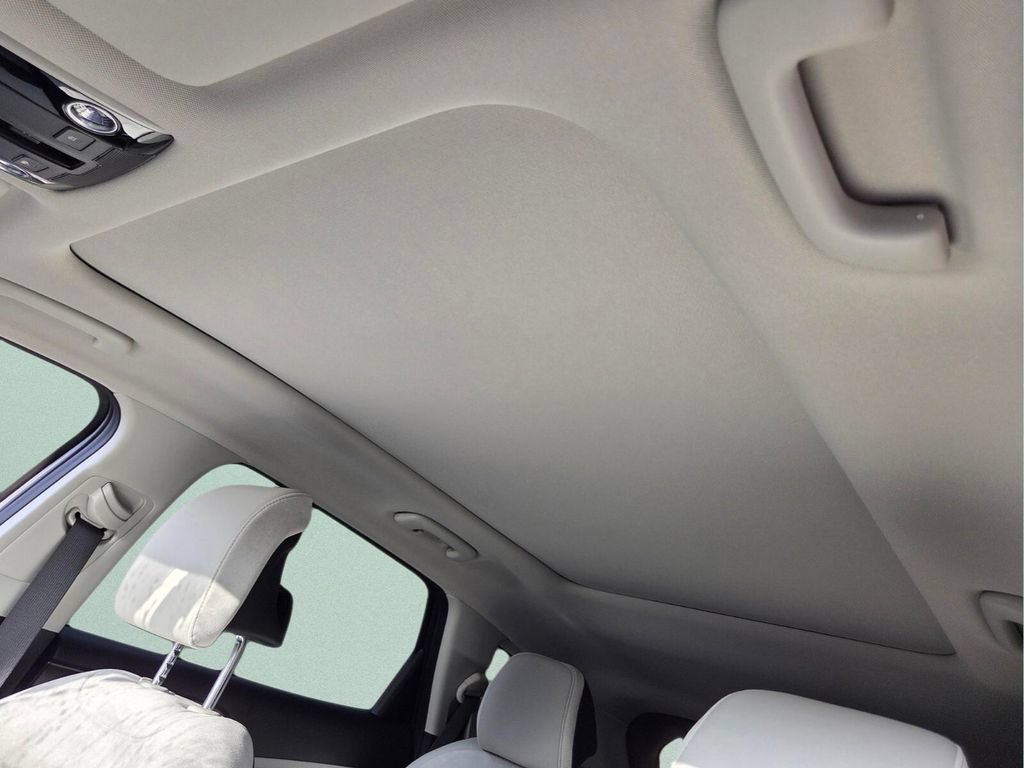 New 2027 Gravity Gray Kia SX Prestige image 20