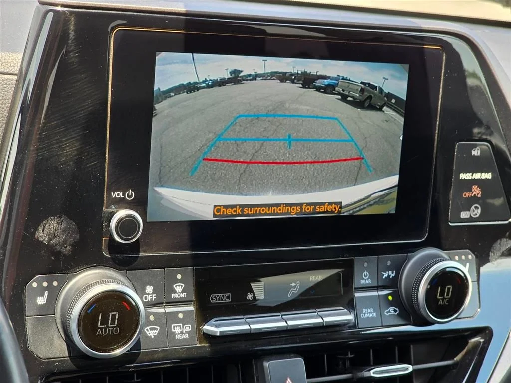 Used 2024 Beige Toyota XLE image 5