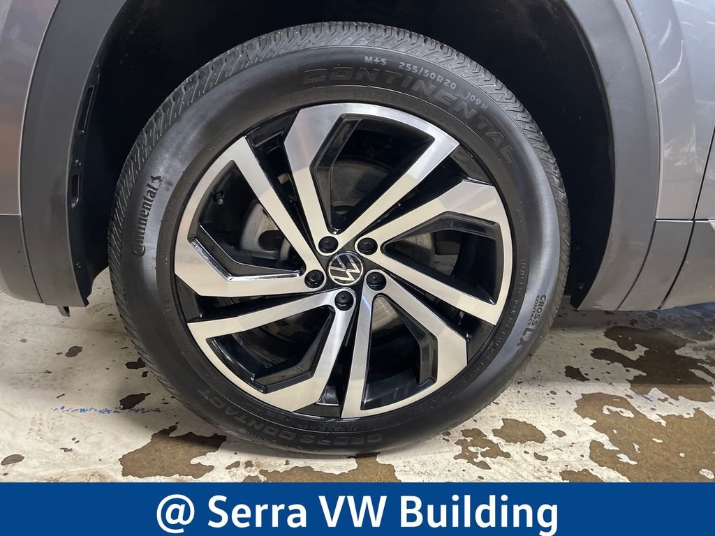 Used 2023 Gray Volkswagen SEL image 11