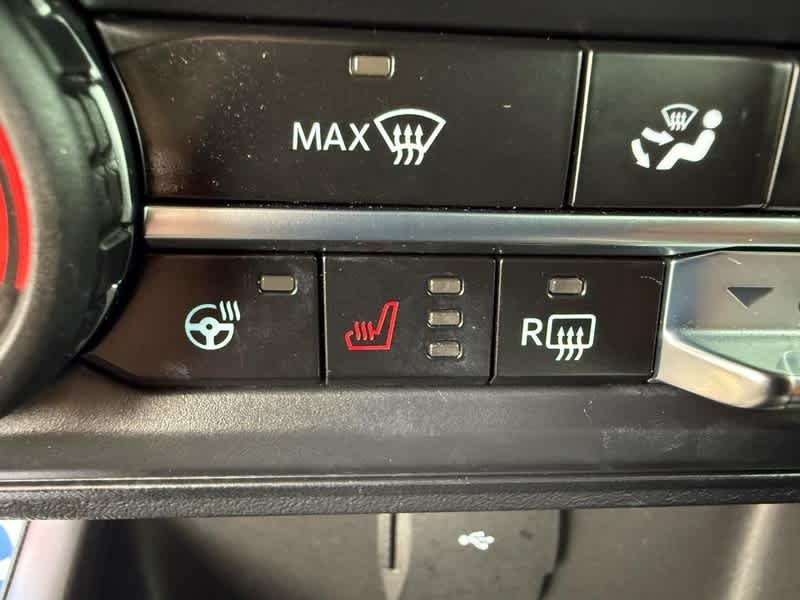 Used 2023 Oxford White Ford Wildtrak image 16