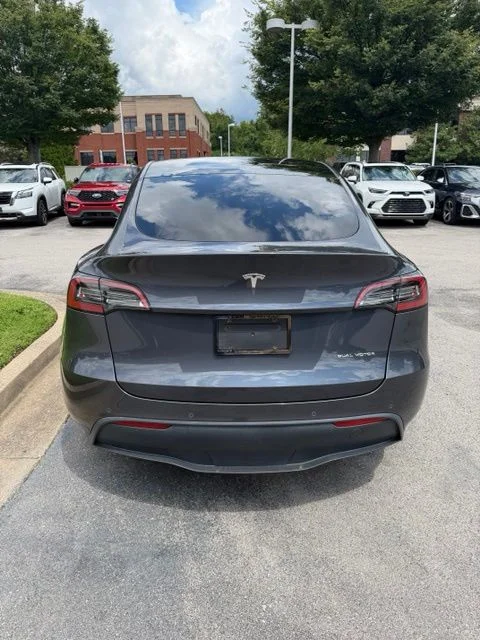 Used 2022  Tesla Long Range image 3