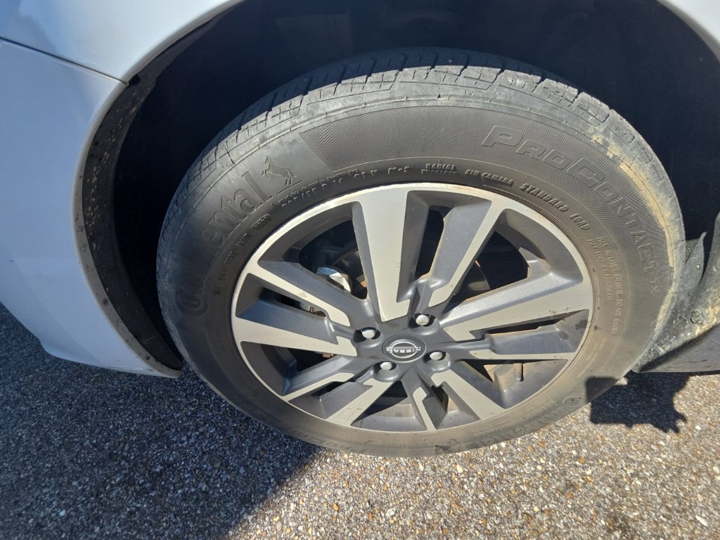 Used 2023 Gray Nissan 1.6 SV image 21