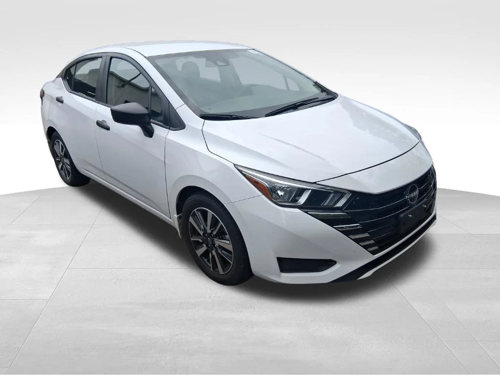 Used 2024 White Nissan 1.6 S image 3